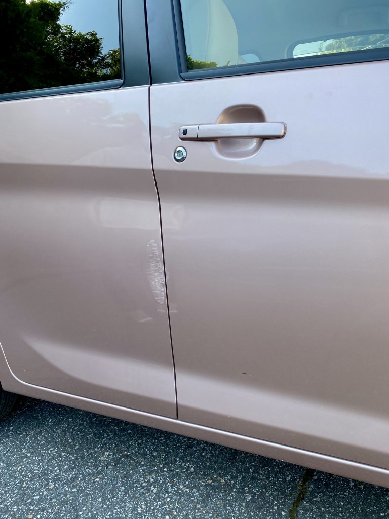 日産　デイズの凹み修理　富山　車の傷凹み修理、板金塗装
